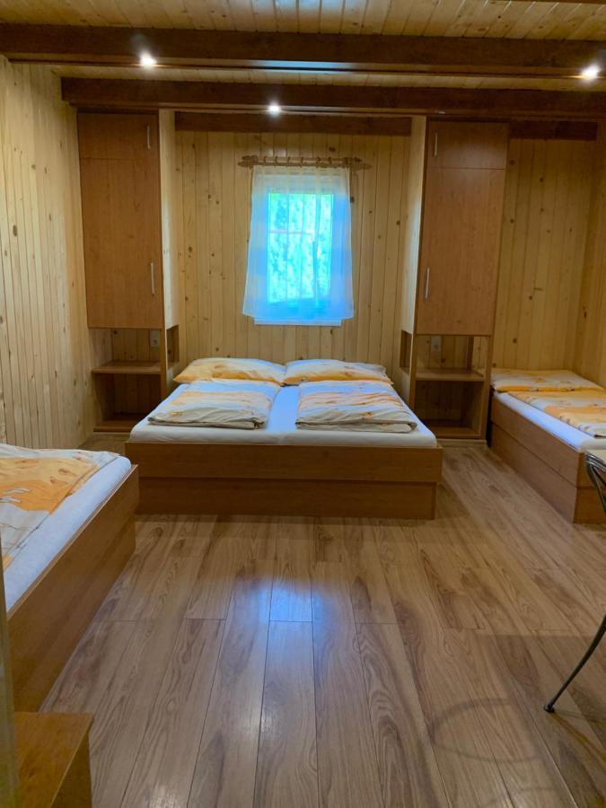Apartman U Karla Veľký Meder المظهر الخارجي الصورة